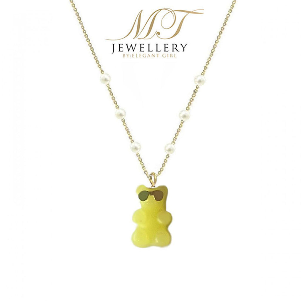 PASTEL YELLOW SUN GLASSES GUMMY BEAR CHARM WITH PEARL NECKLACE IN 18 K GOLD